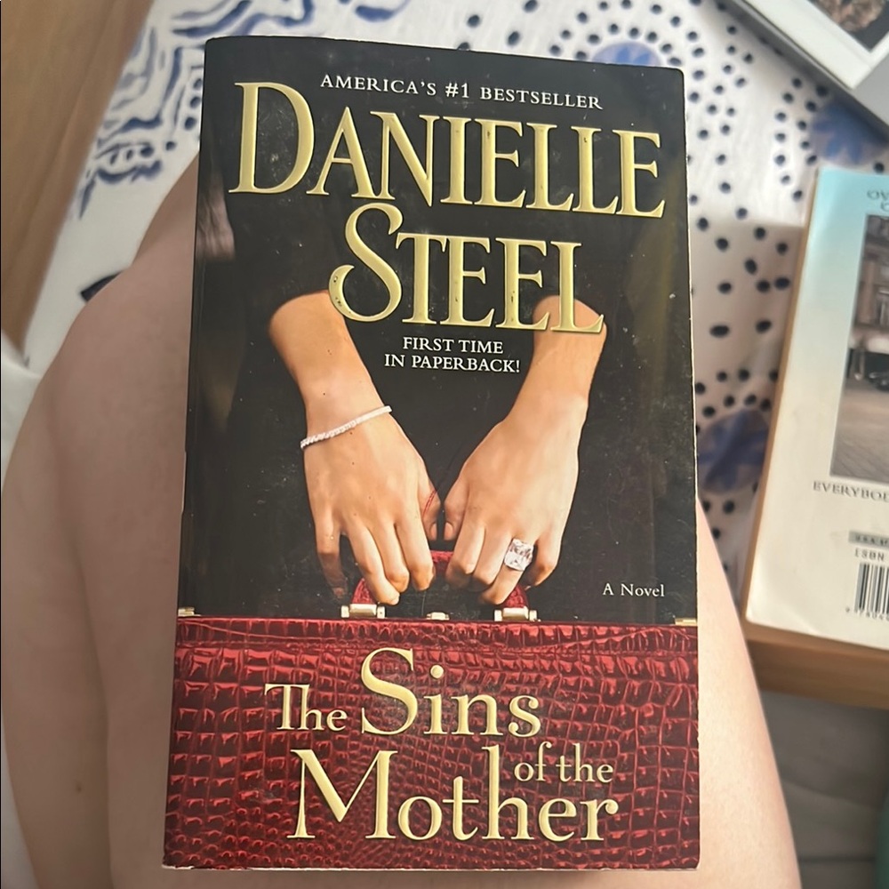 The Sins of the Mother by Danielle Steel